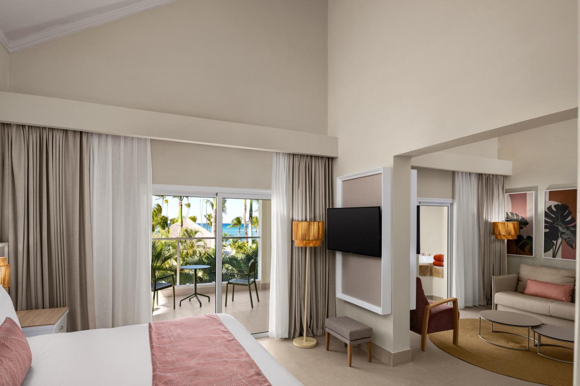 Wyndham Alltra Punta Cana All Inclusive Resort Bagian luar foto
