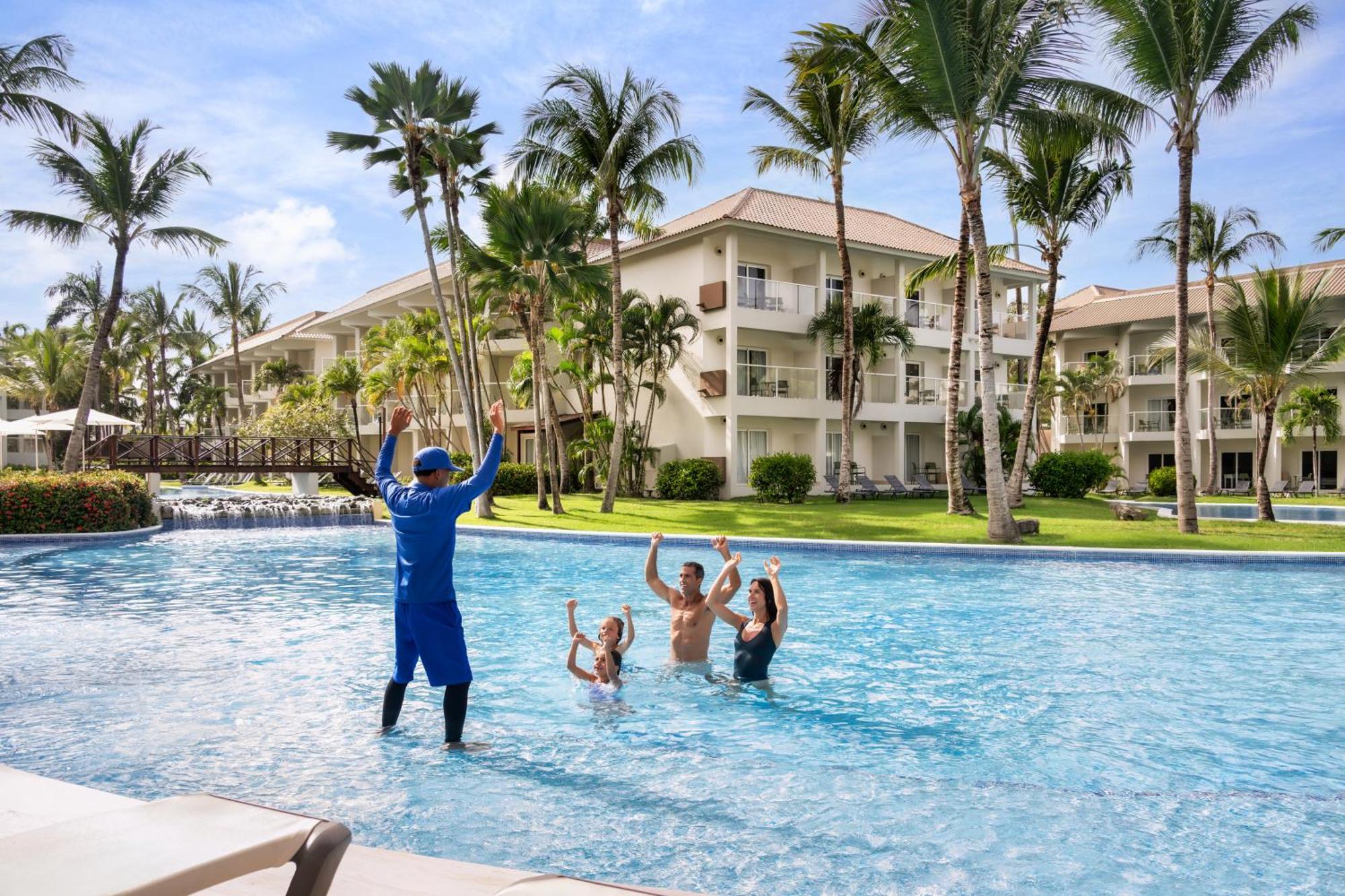 Wyndham Alltra Punta Cana All Inclusive Resort Bagian luar foto