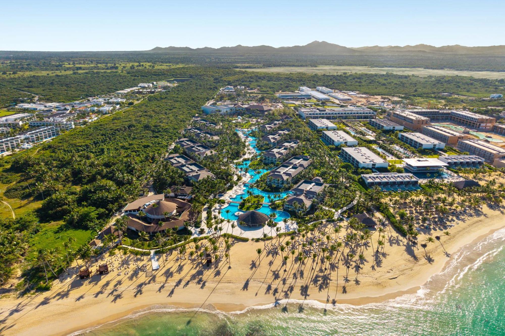Wyndham Alltra Punta Cana All Inclusive Resort Bagian luar foto