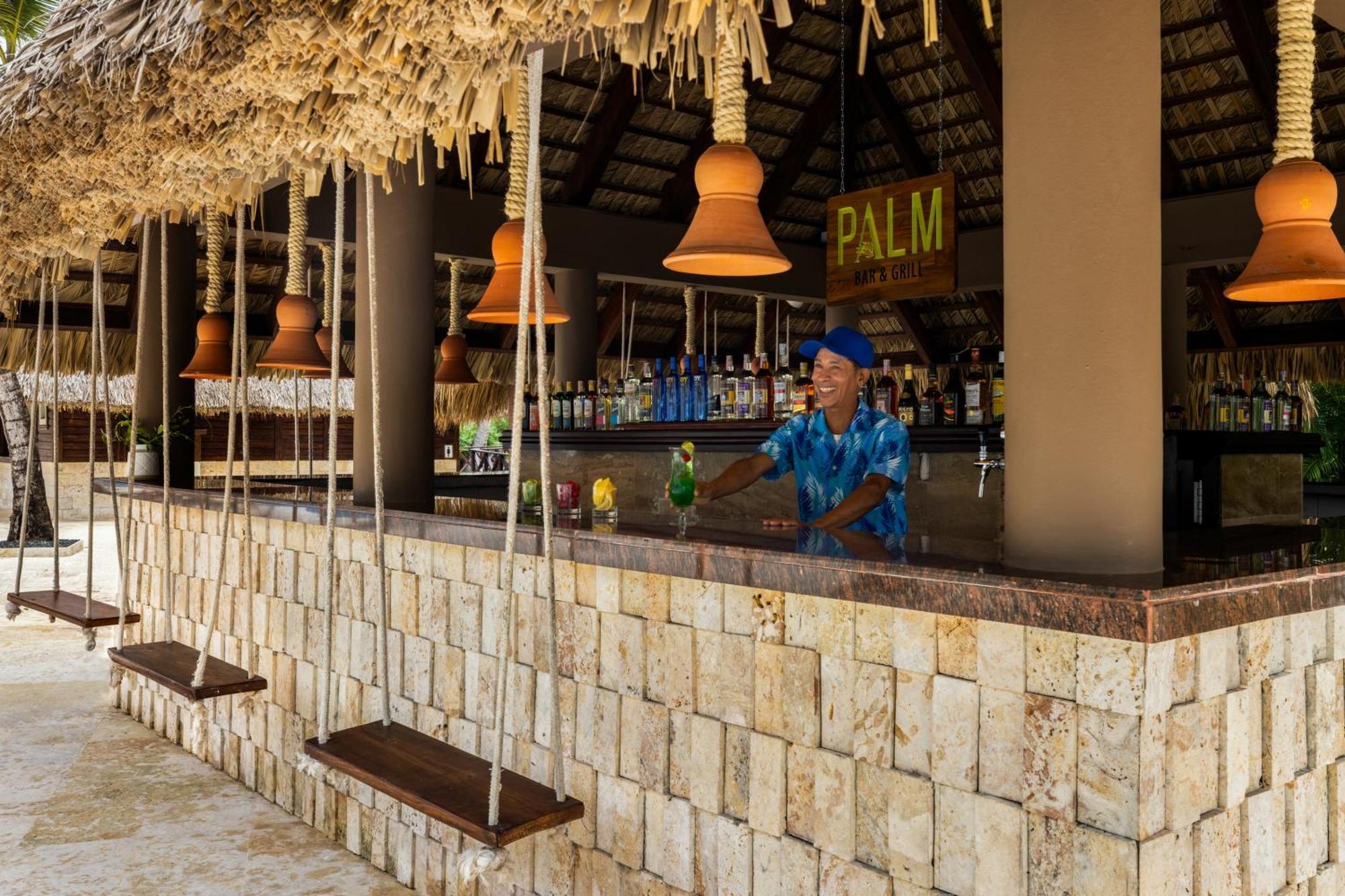 Wyndham Alltra Punta Cana All Inclusive Resort Bagian luar foto