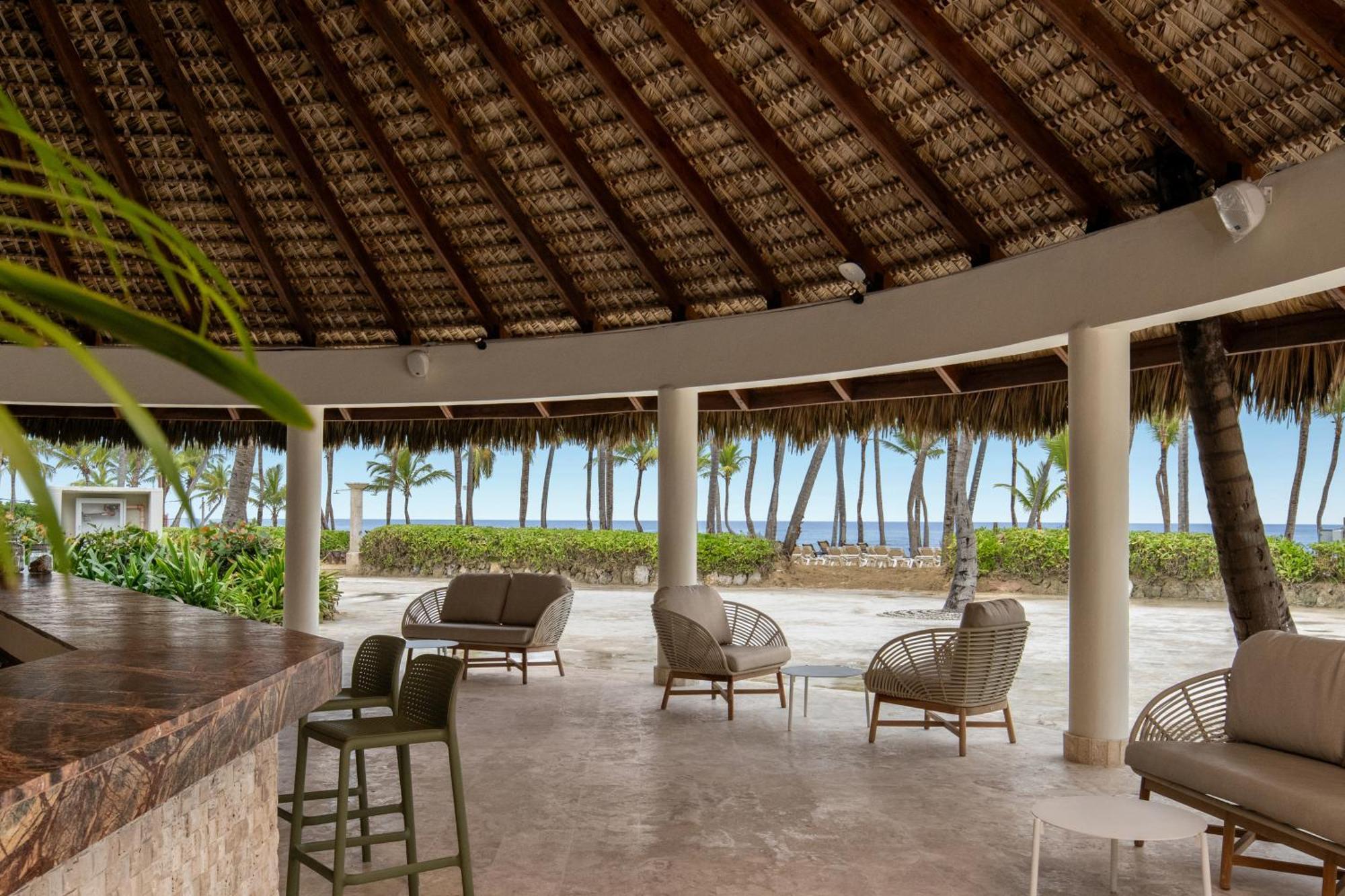 Wyndham Alltra Punta Cana All Inclusive Resort Bagian luar foto