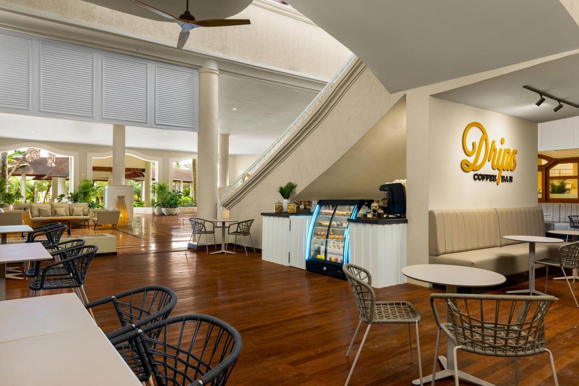 Wyndham Alltra Punta Cana All Inclusive Resort Bagian luar foto