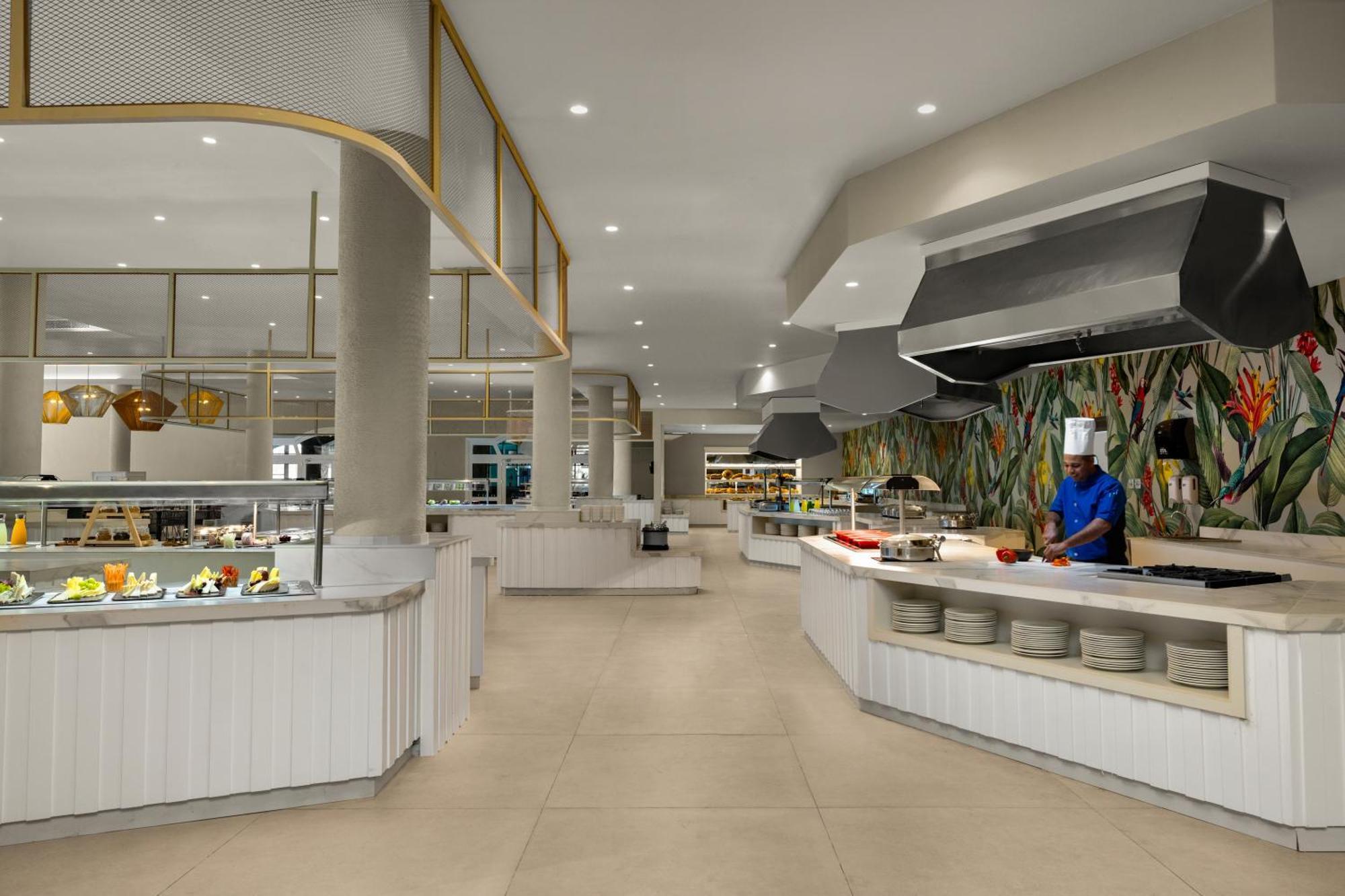 Wyndham Alltra Punta Cana All Inclusive Resort Bagian luar foto